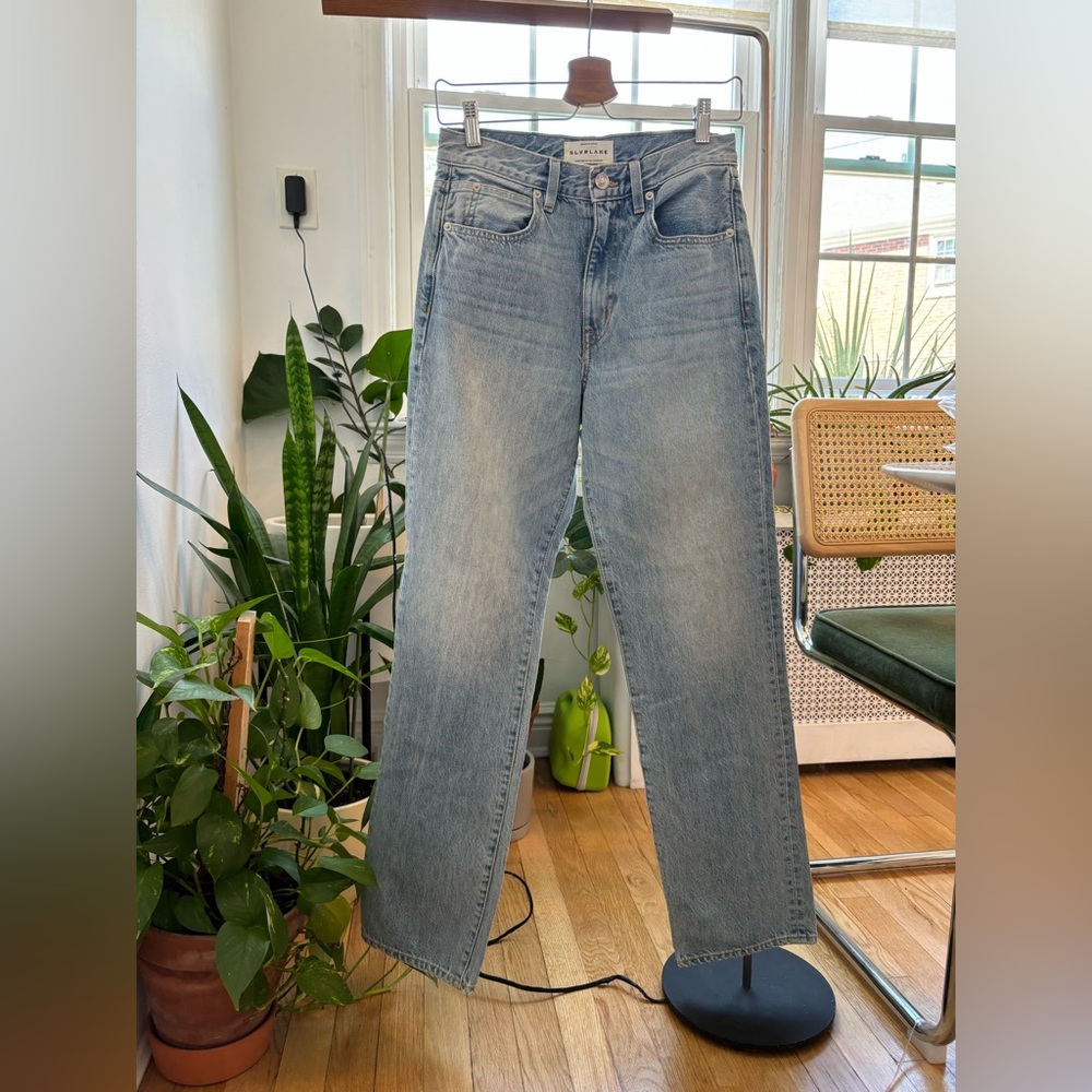 Brooklyn | Lonesome Road | High Rise Straight Jean × 1
25